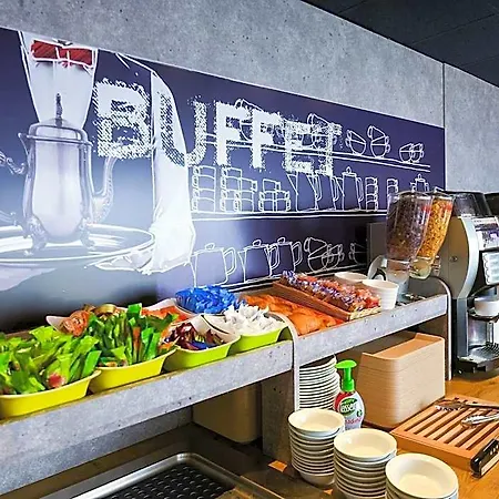 Отель Ibis Budget Toulouse 2*